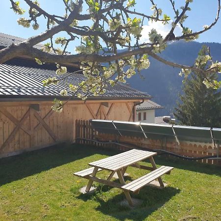 App Col Di Lana - Agriturismo La Majon Da Col コッレ・サンタ・ルチーア エクステリア 写真