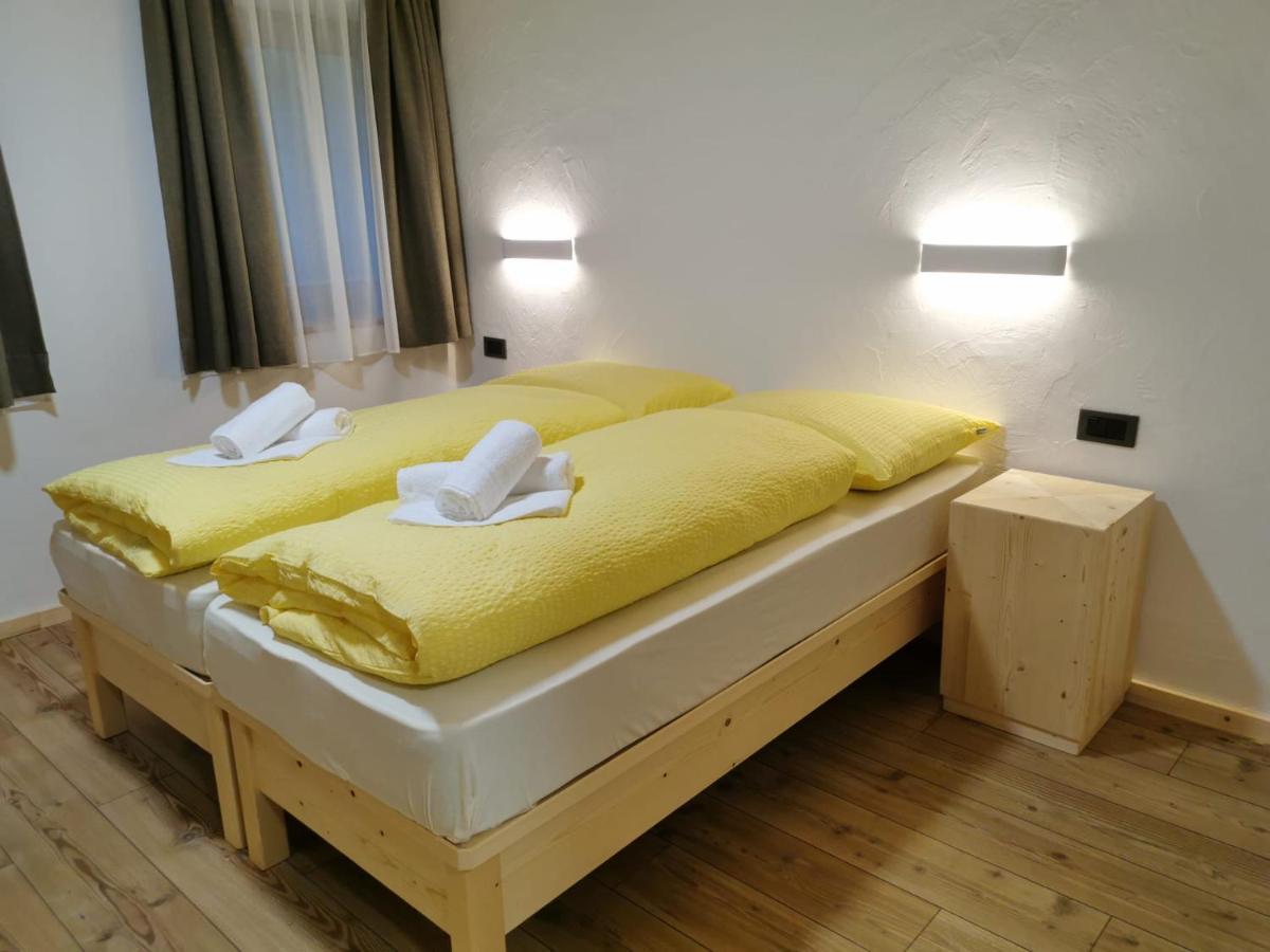 App Col Di Lana - Agriturismo La Majon Da Col コッレ・サンタ・ルチーア エクステリア 写真