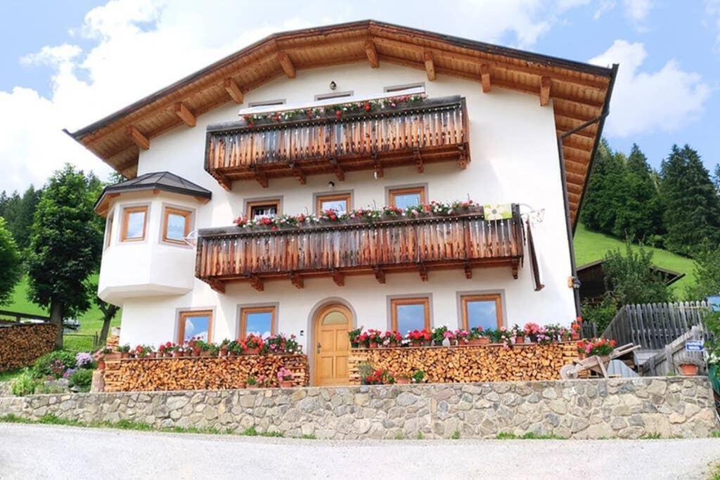 App Col Di Lana - Agriturismo La Majon Da Col コッレ・サンタ・ルチーア エクステリア 写真